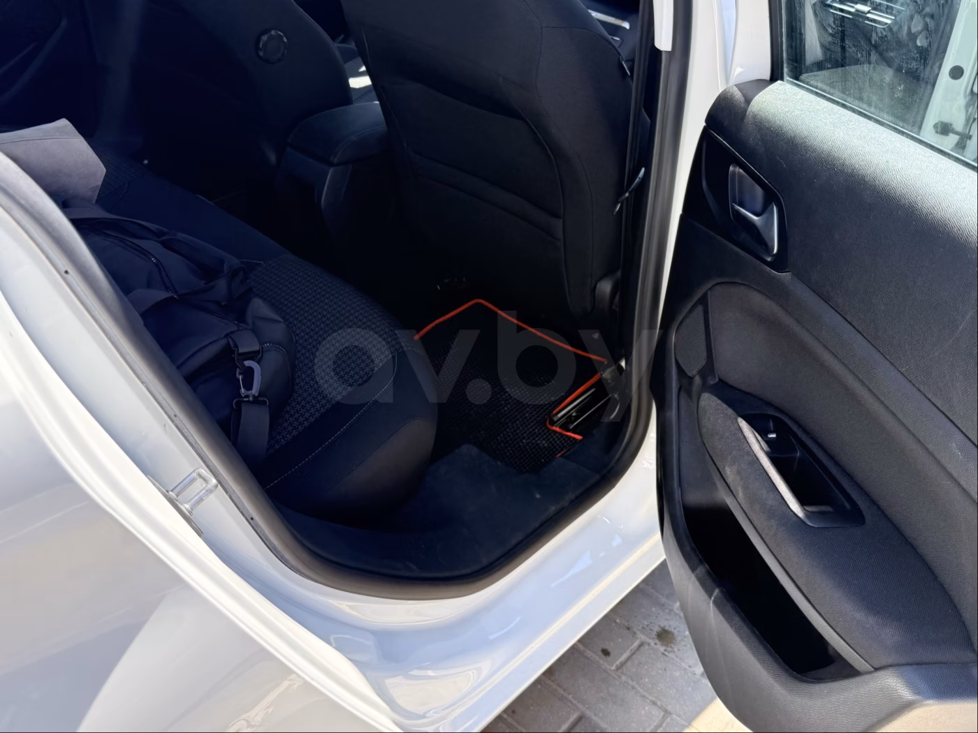 Peugeot 308 фото 12