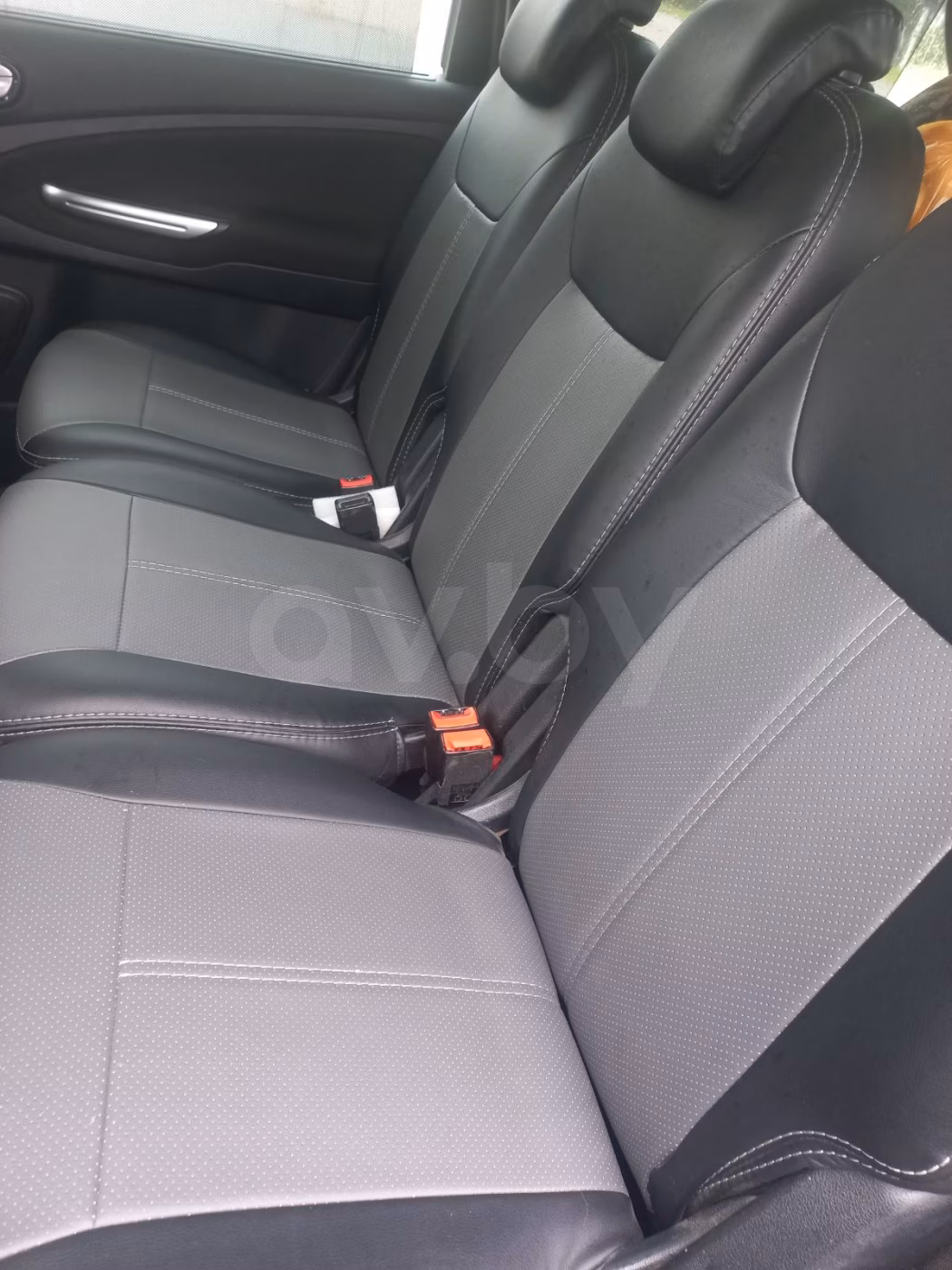 Ford Galaxy фото 6