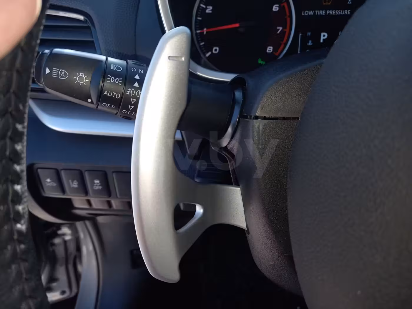 Mitsubishi Eclipse Cross фото 2