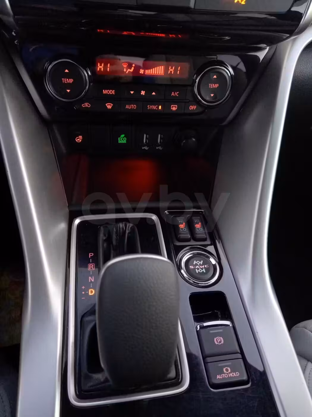 Mitsubishi Eclipse Cross фото 4
