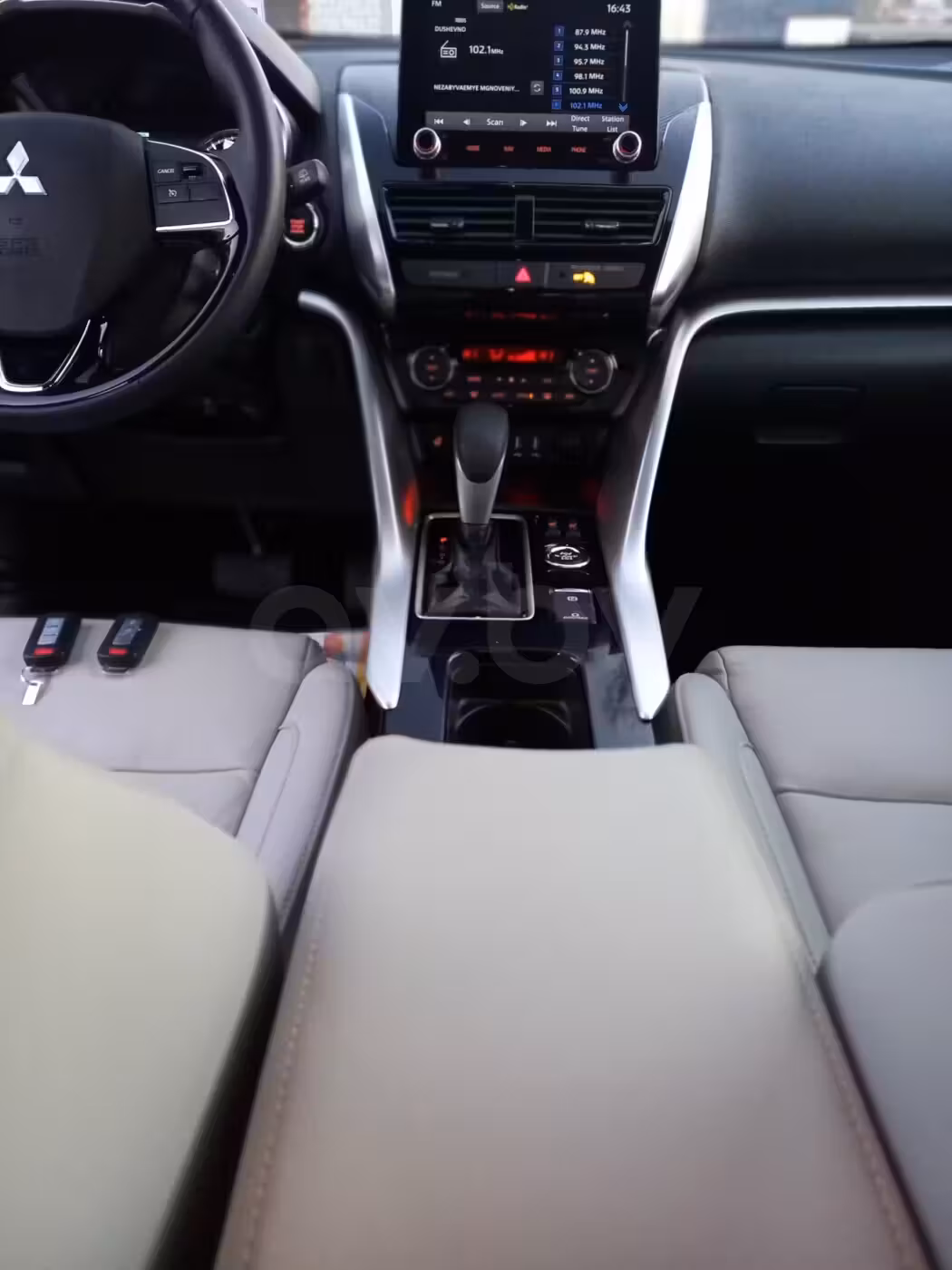 Mitsubishi Eclipse Cross фото 6