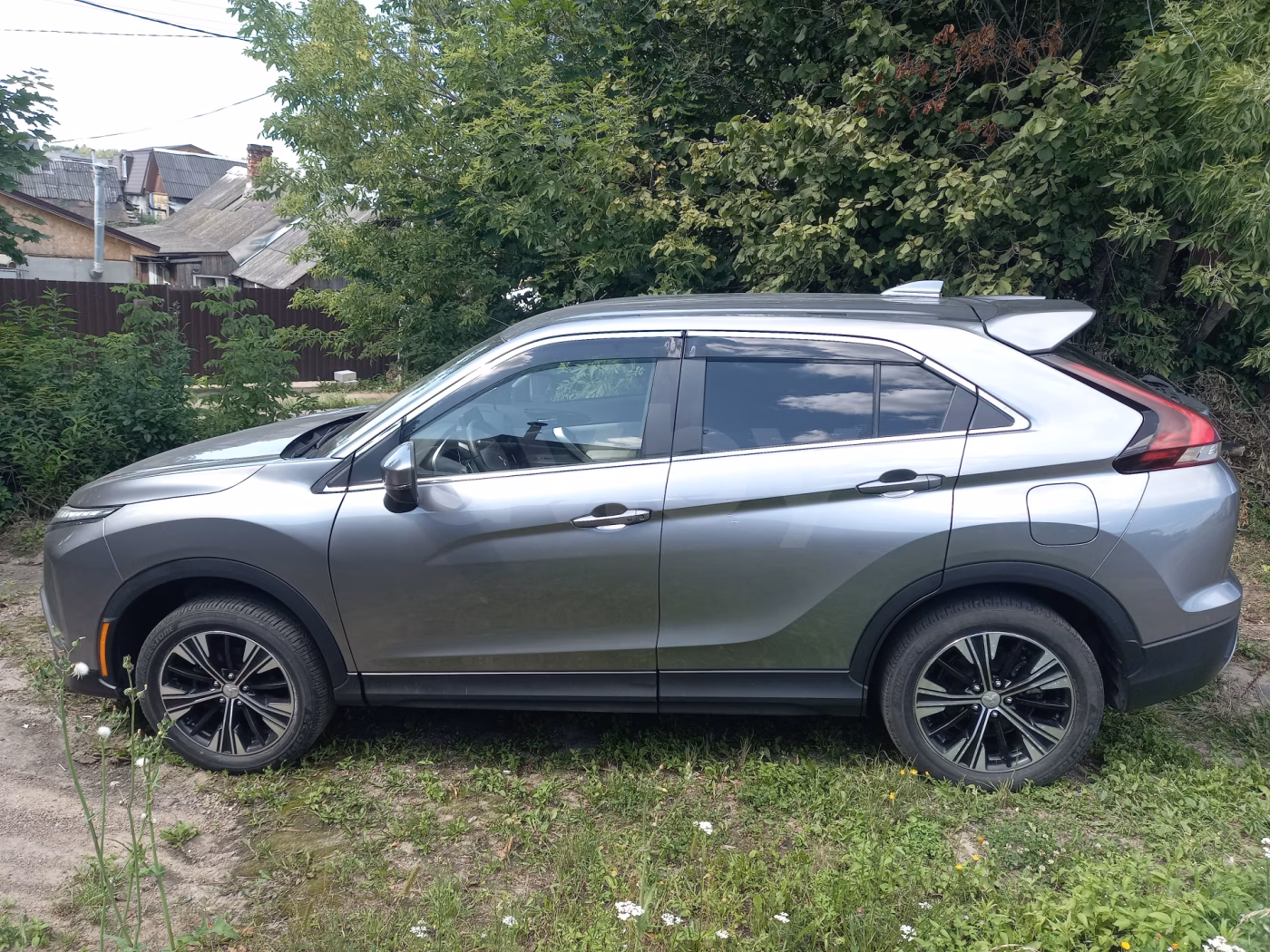 Mitsubishi Eclipse Cross фото 11