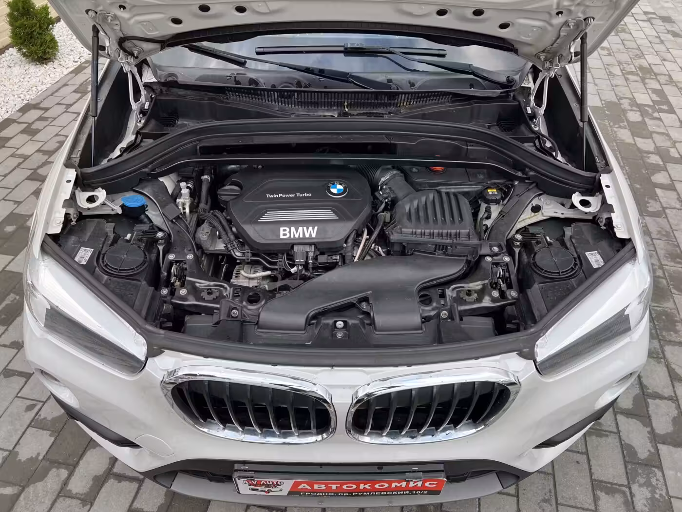 BMW X1 фото 10