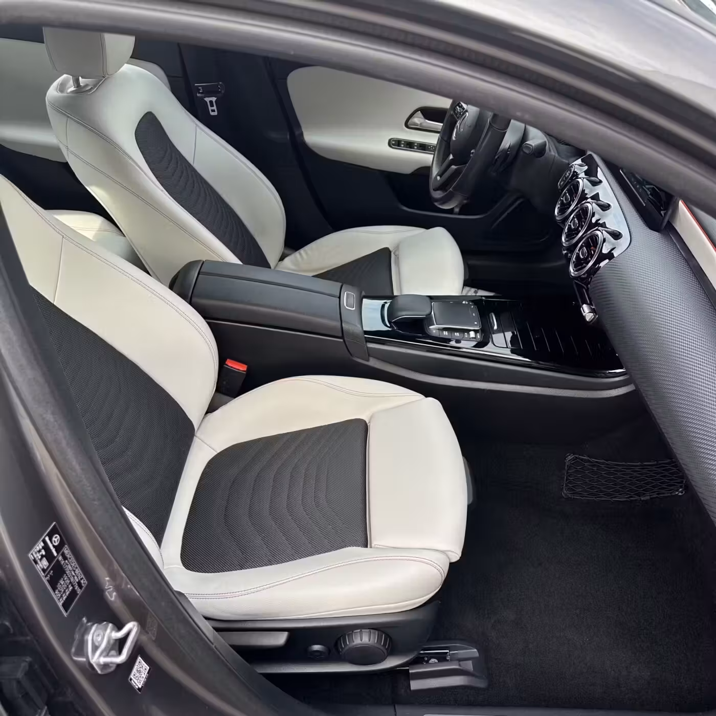 Mercedes-Benz A-Класс фото 19