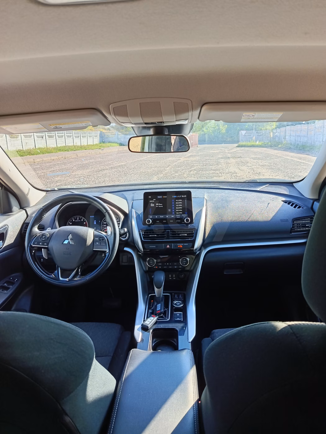 Mitsubishi Eclipse Cross фото 12