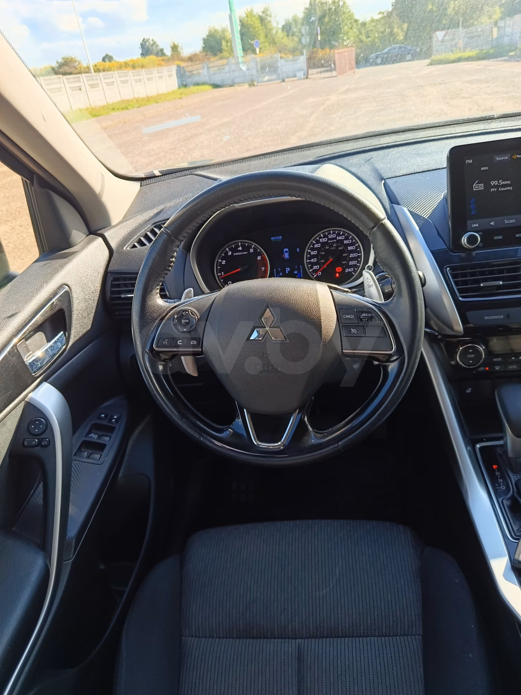 Mitsubishi Eclipse Cross фото 13