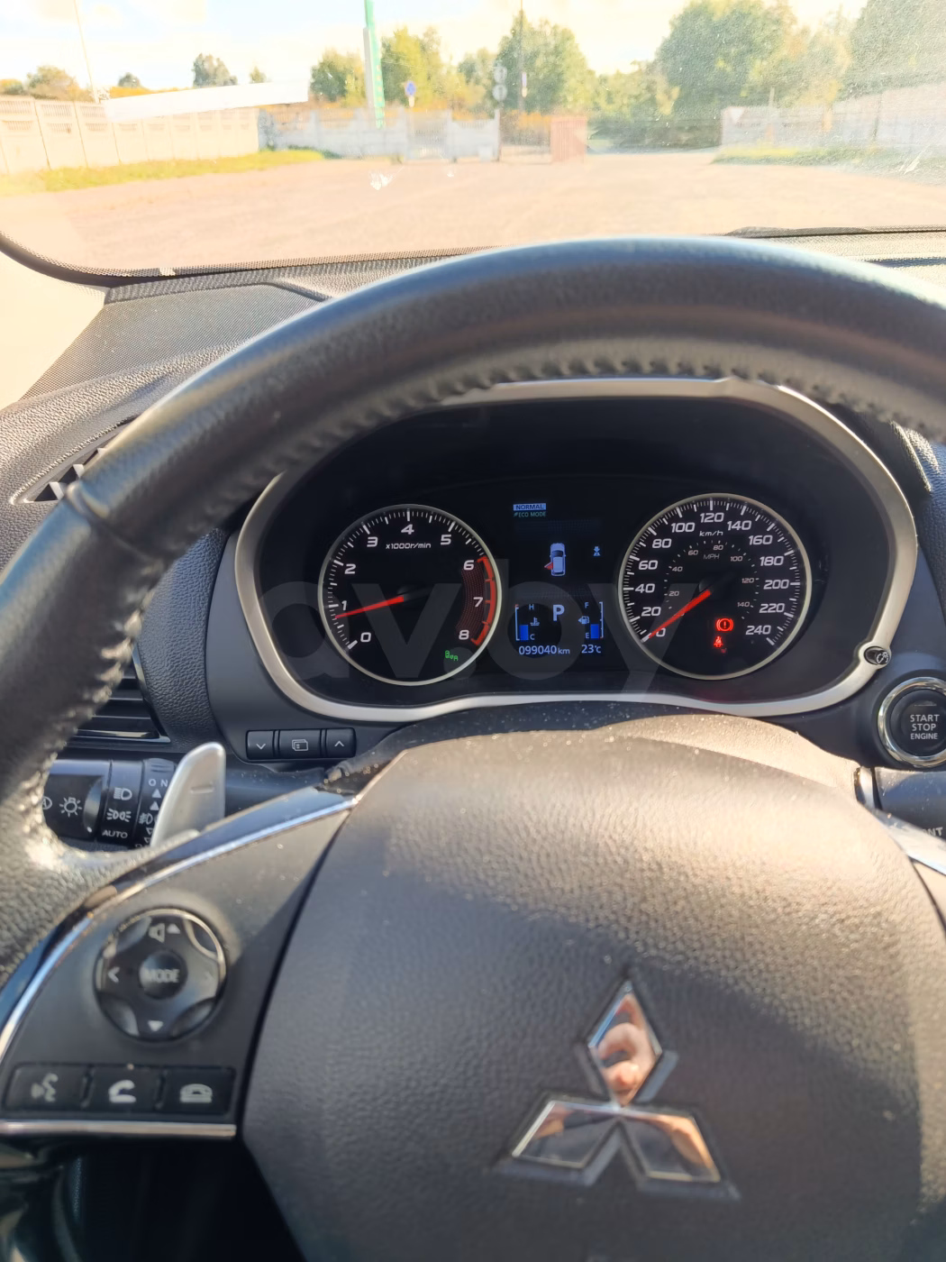 Mitsubishi Eclipse Cross фото 16