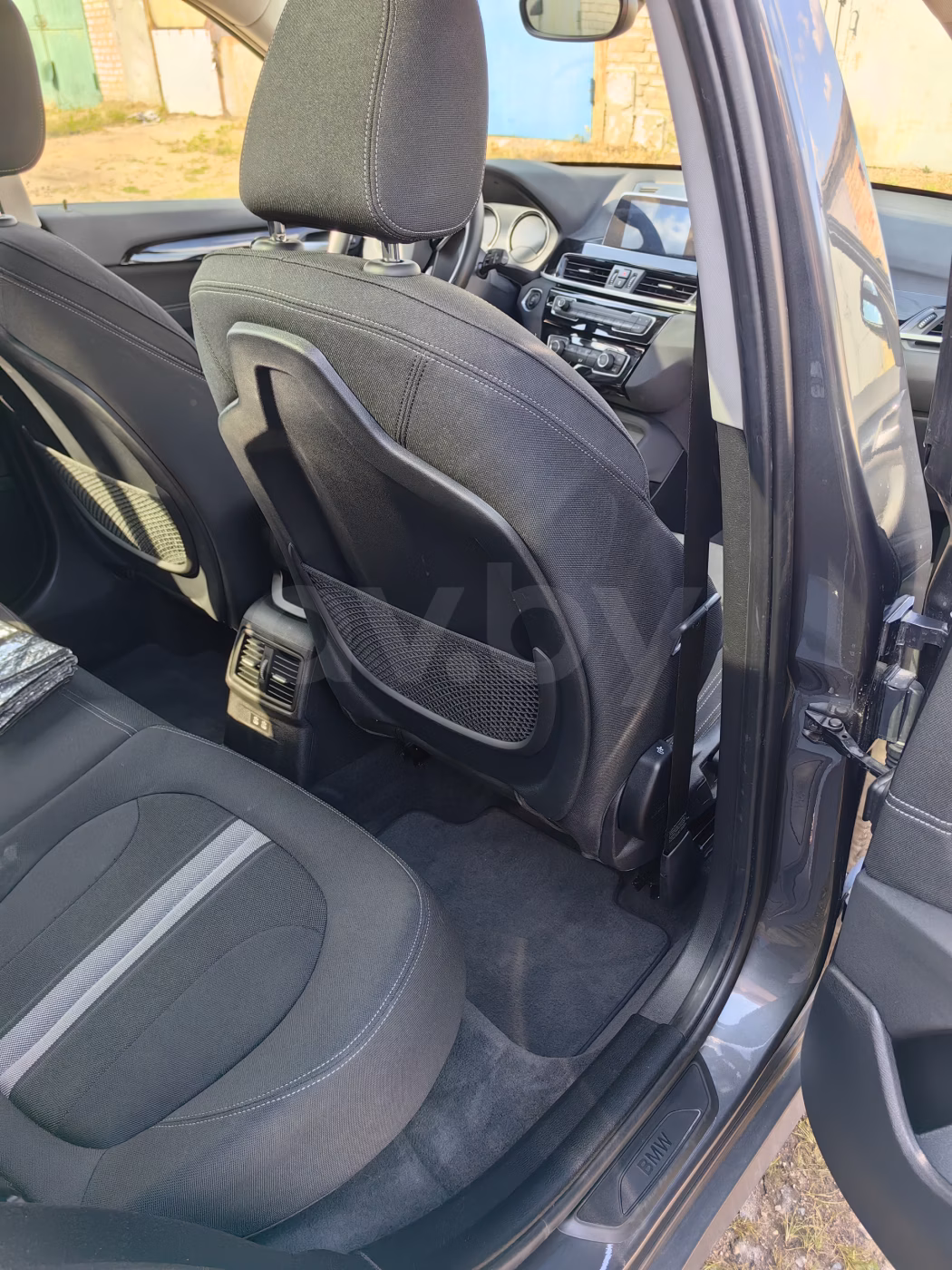 BMW X1 фото 12