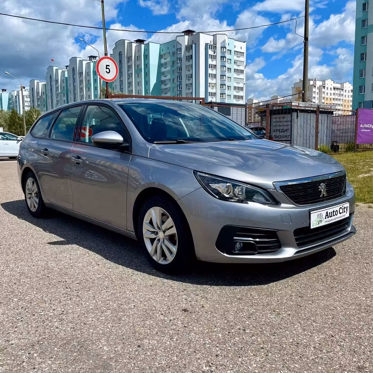 Peugeot 308 фото 3