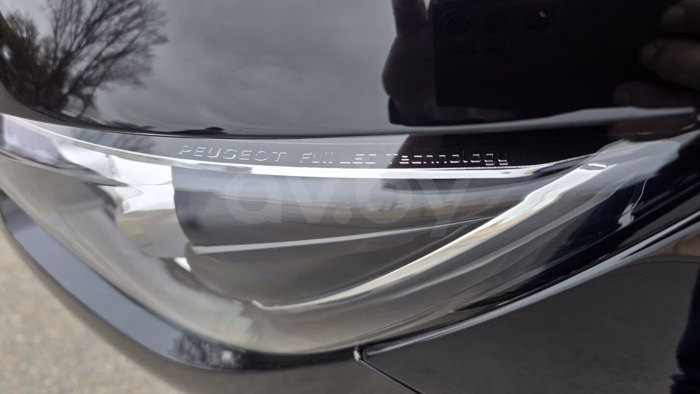Peugeot 308 фото 8