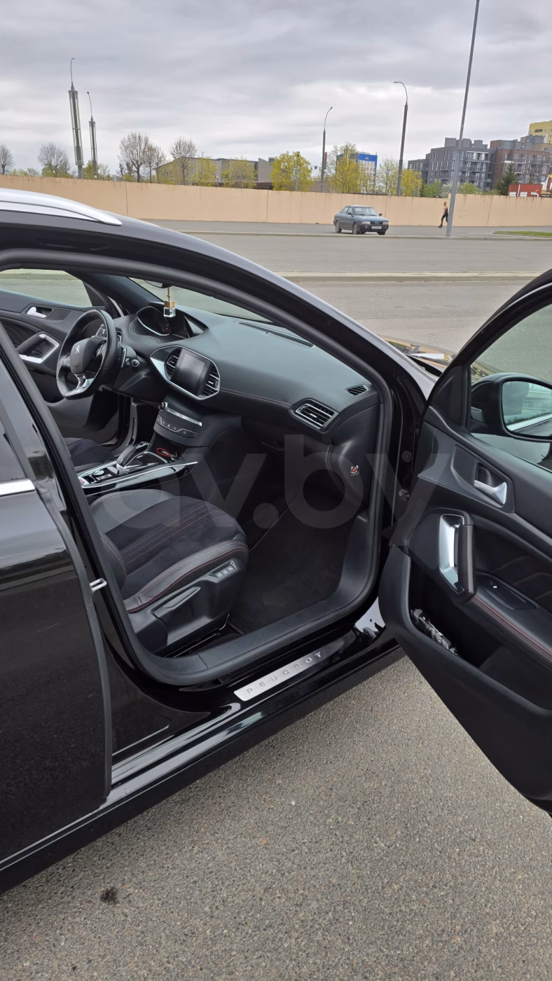 Peugeot 308 фото 14