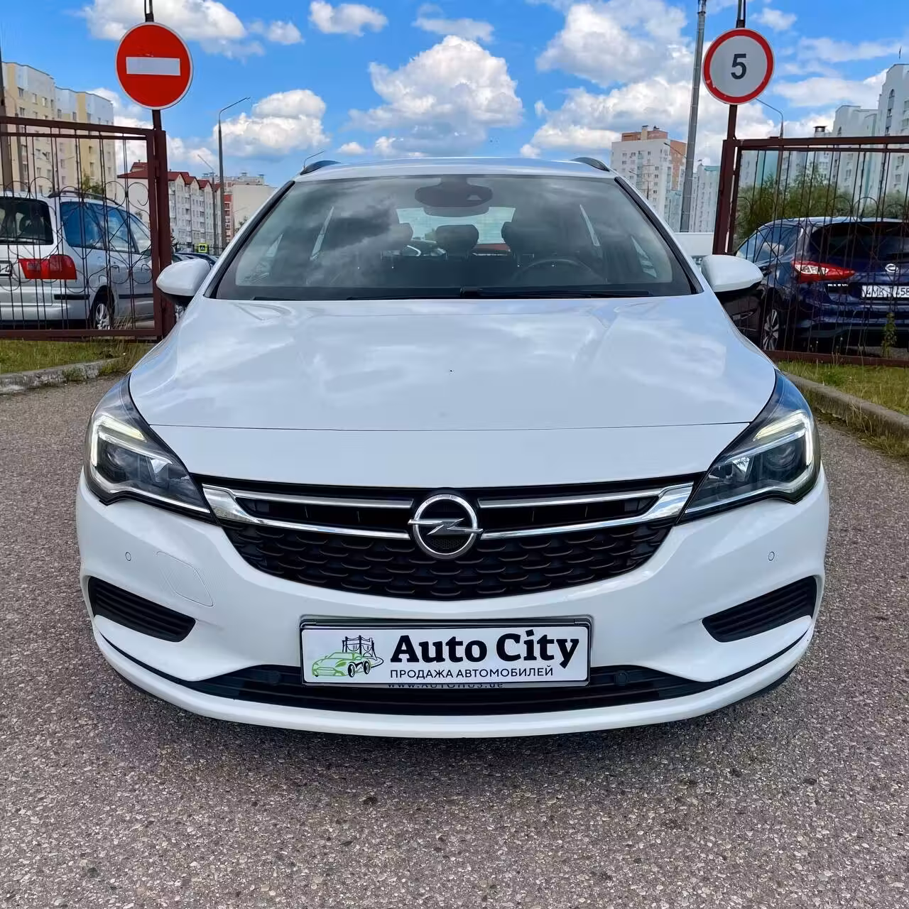 Opel Astra фото 2