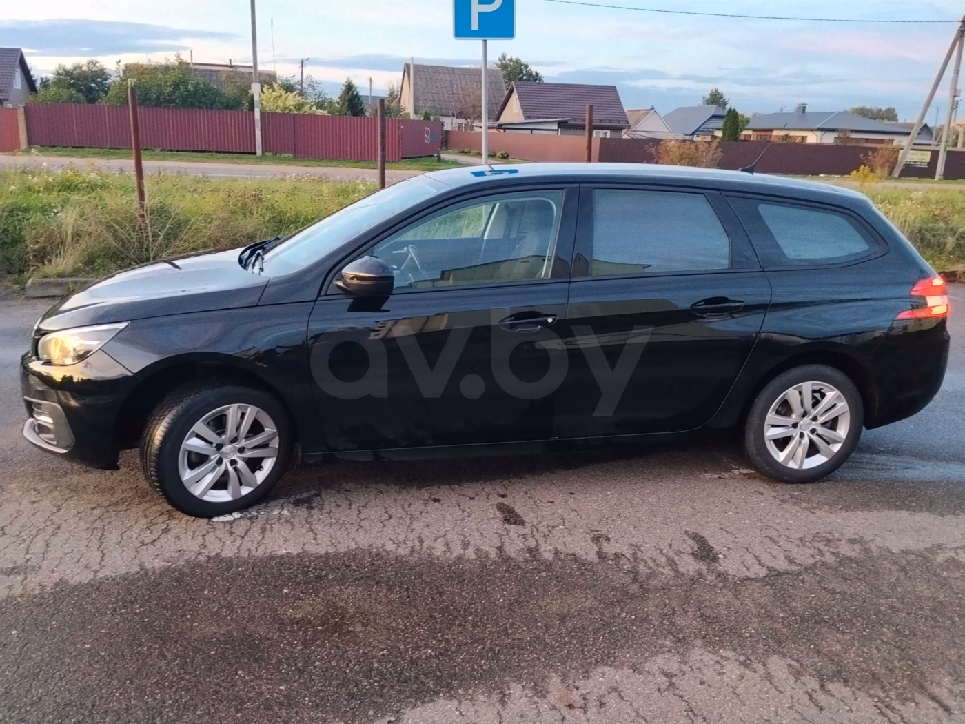 Peugeot 308 фото 3