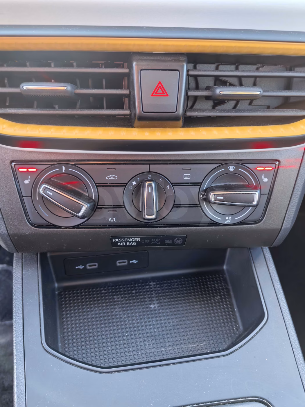 SEAT Ibiza фото 13