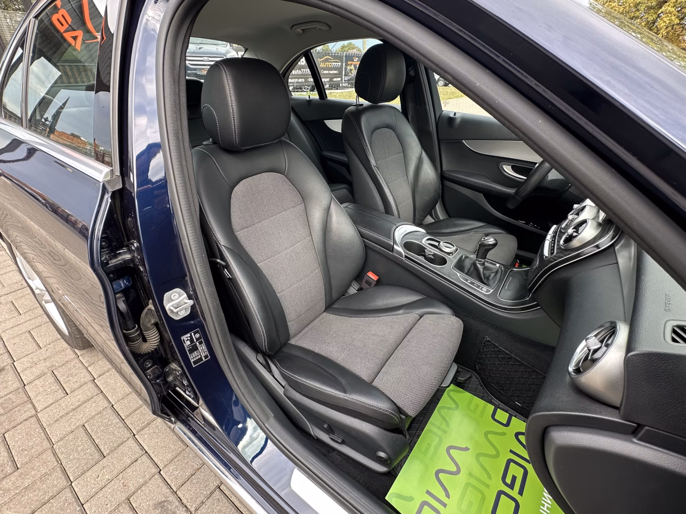 Mercedes-Benz C-Класс фото 14