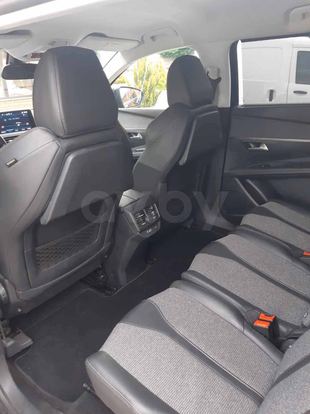 Peugeot 5008 фото 6
