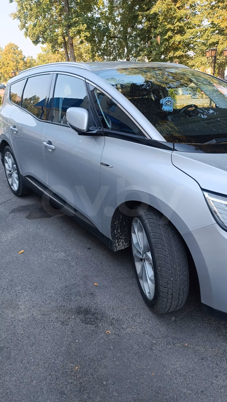 Renault Grand Scenic фото 7