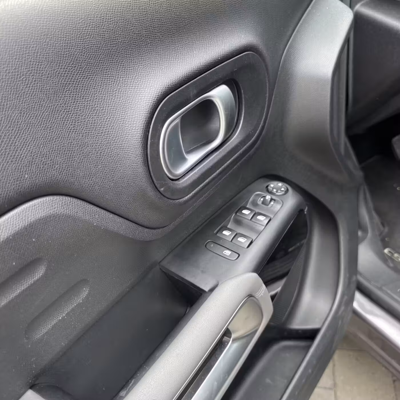 Citroen C5 Aircross фото 9