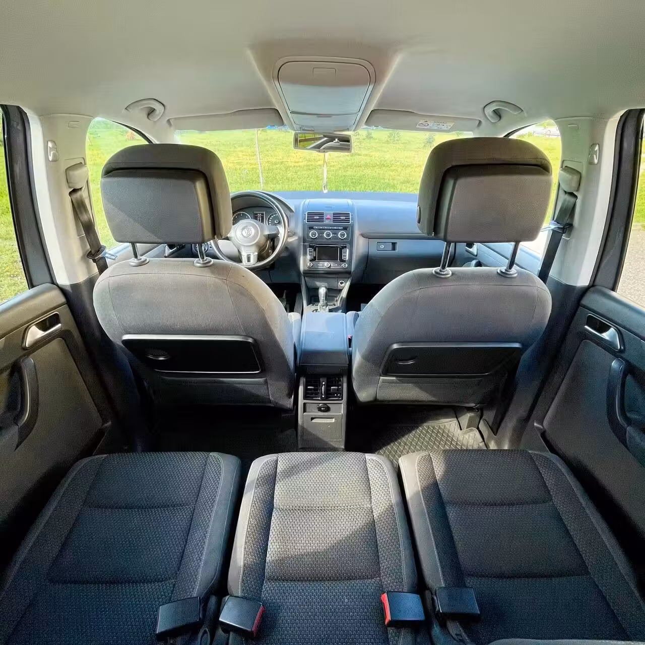 Volkswagen Touran фото 16