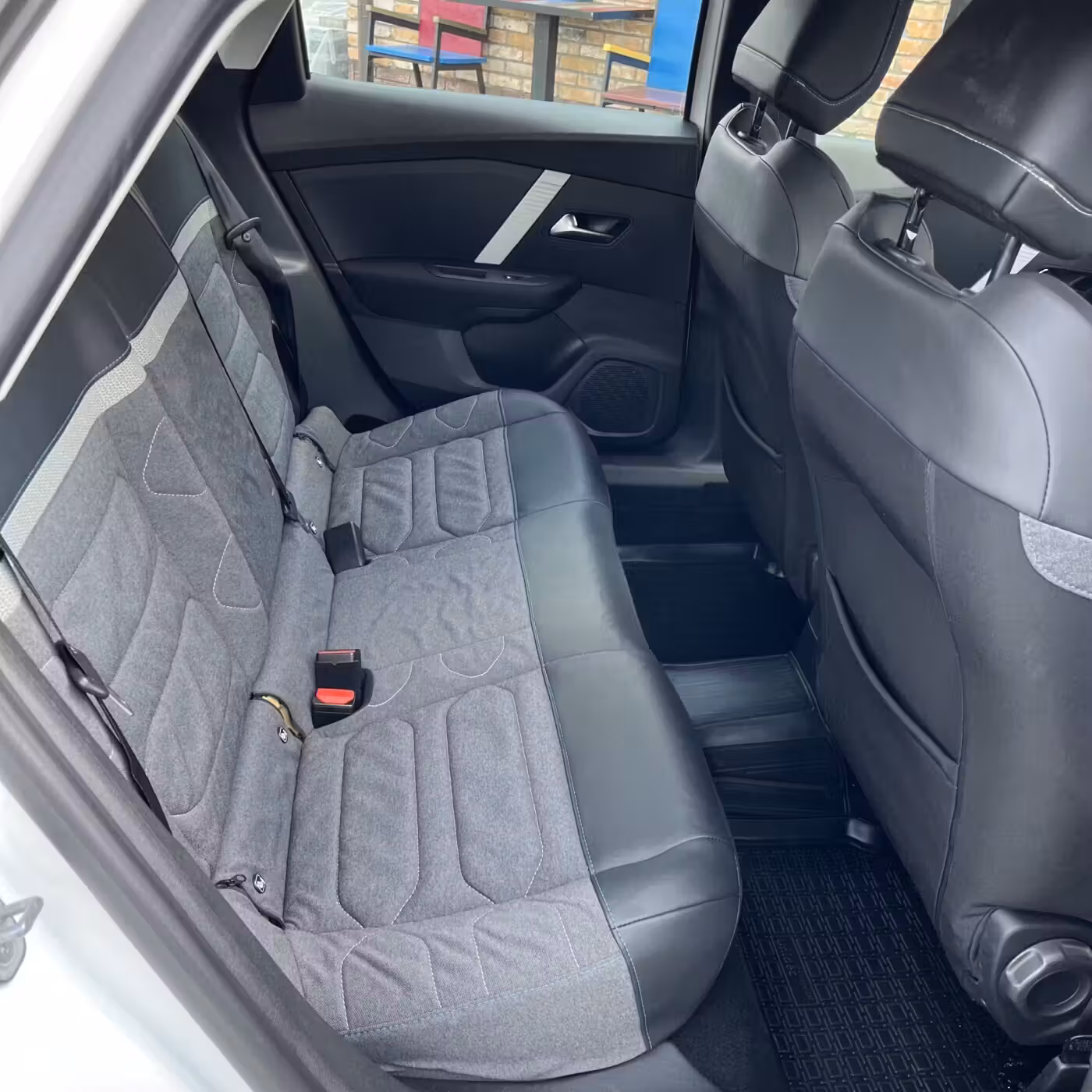 Citroen C4 фото 18