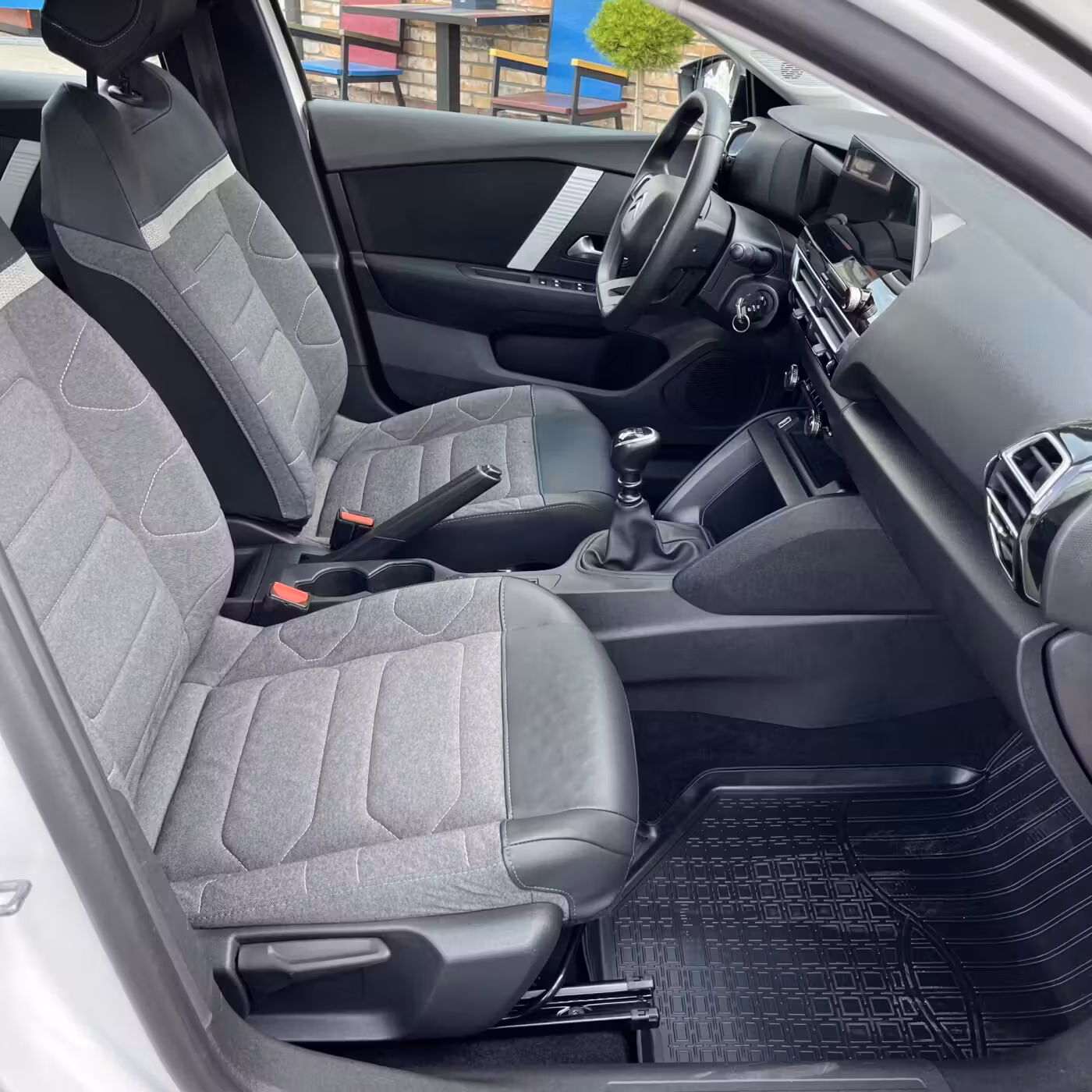 Citroen C4 фото 20