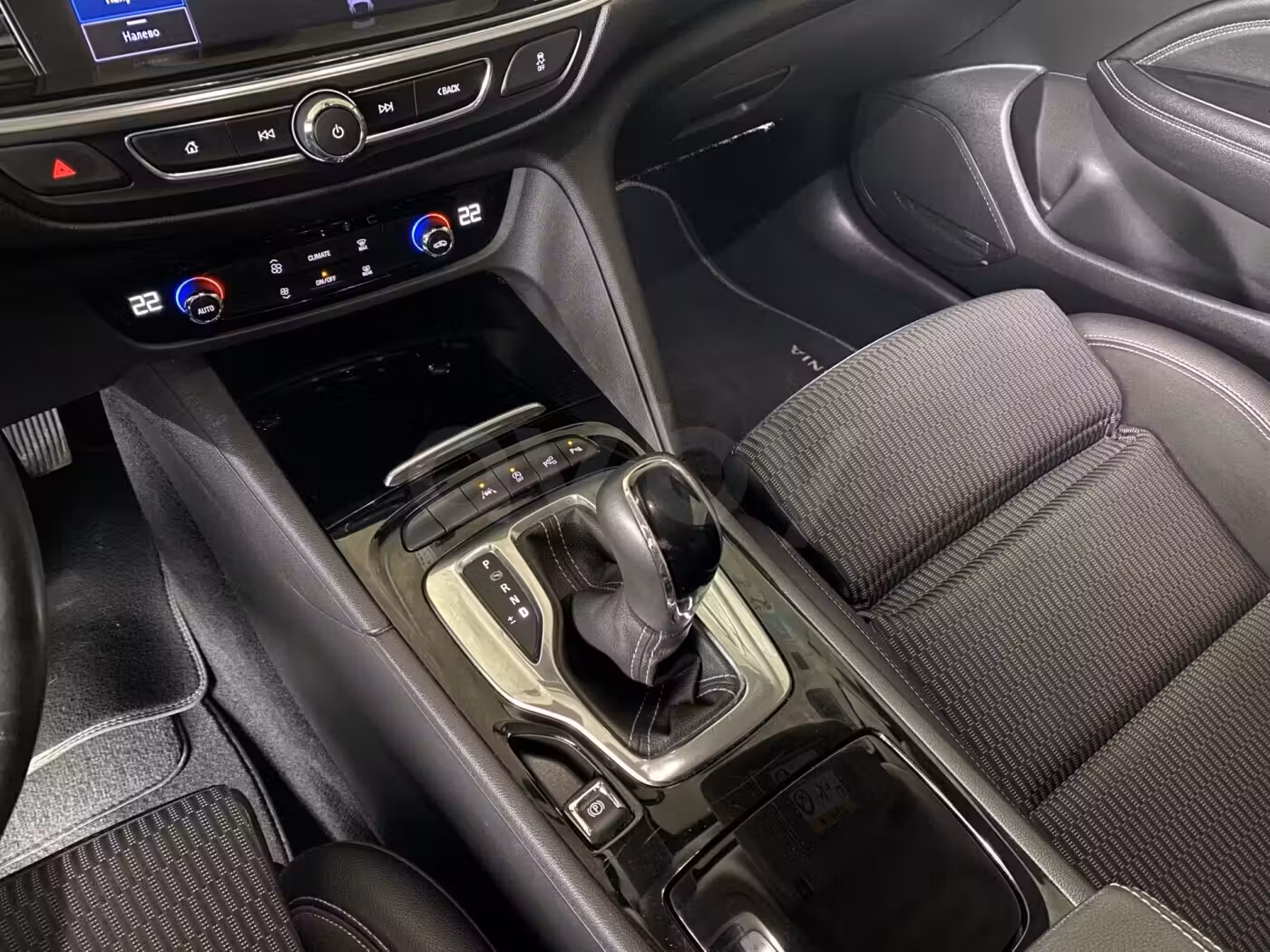 Opel Insignia фото 15