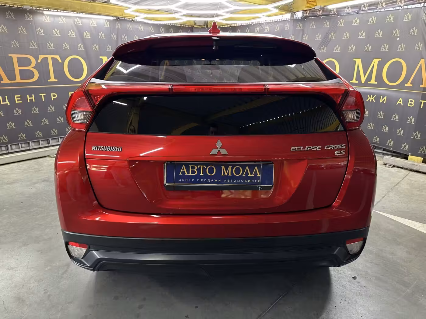 Mitsubishi Eclipse Cross фото 8