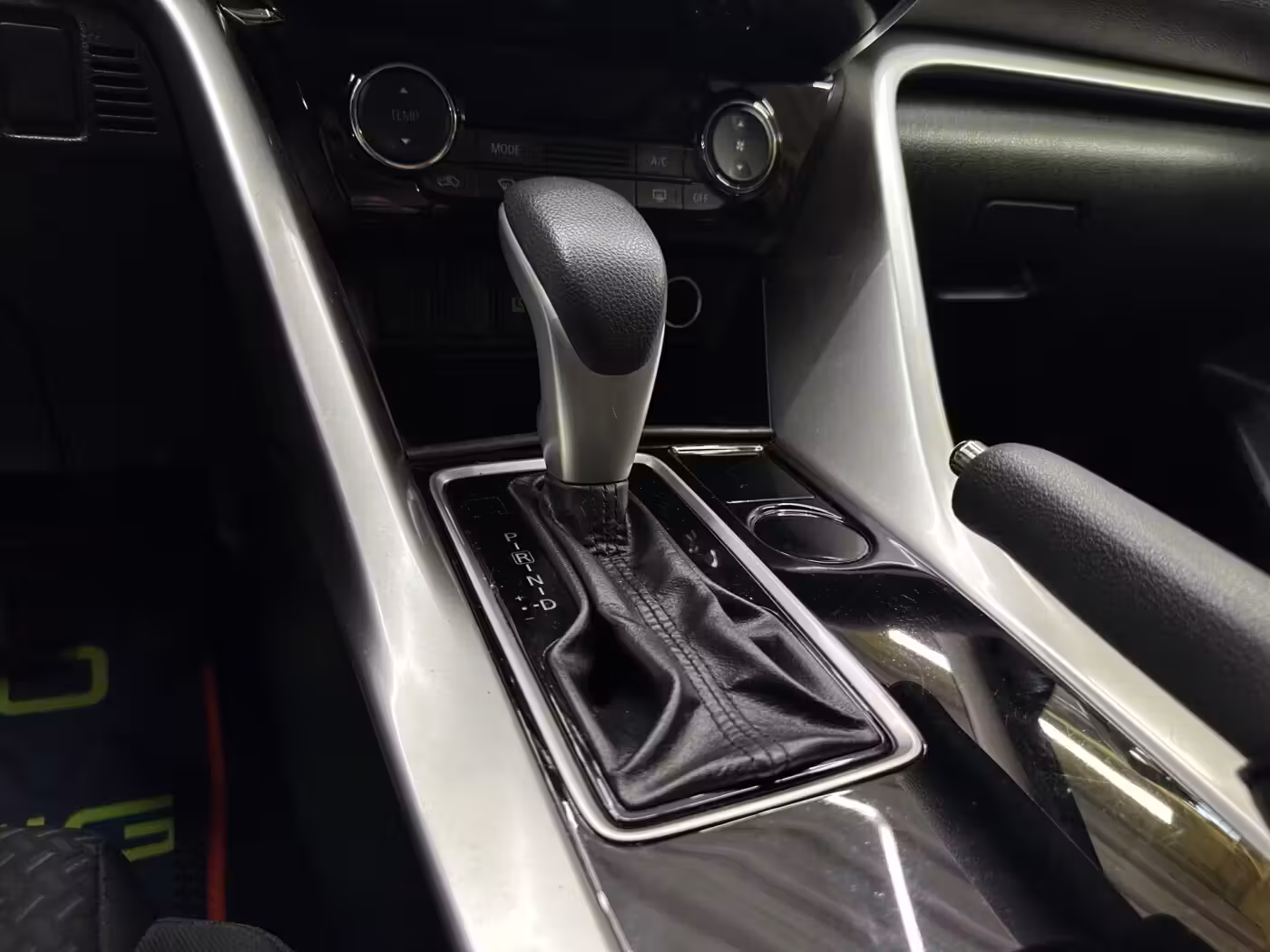 Mitsubishi Eclipse Cross фото 17