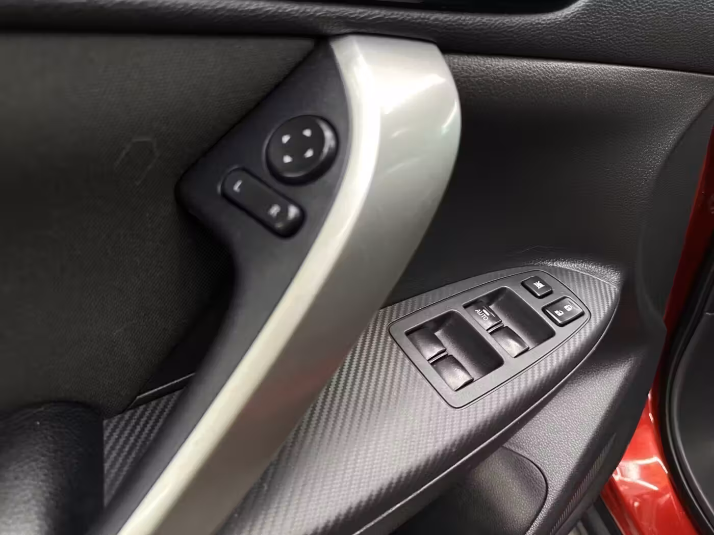 Mitsubishi Eclipse Cross фото 19