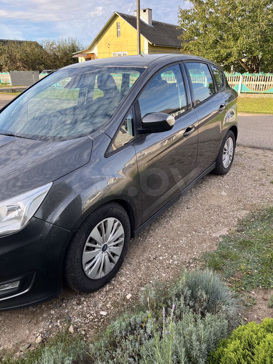 Ford C-MAX фото 9