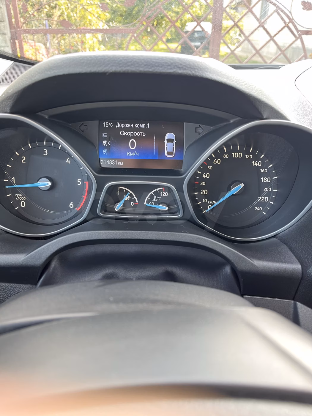 Ford C-MAX фото 17