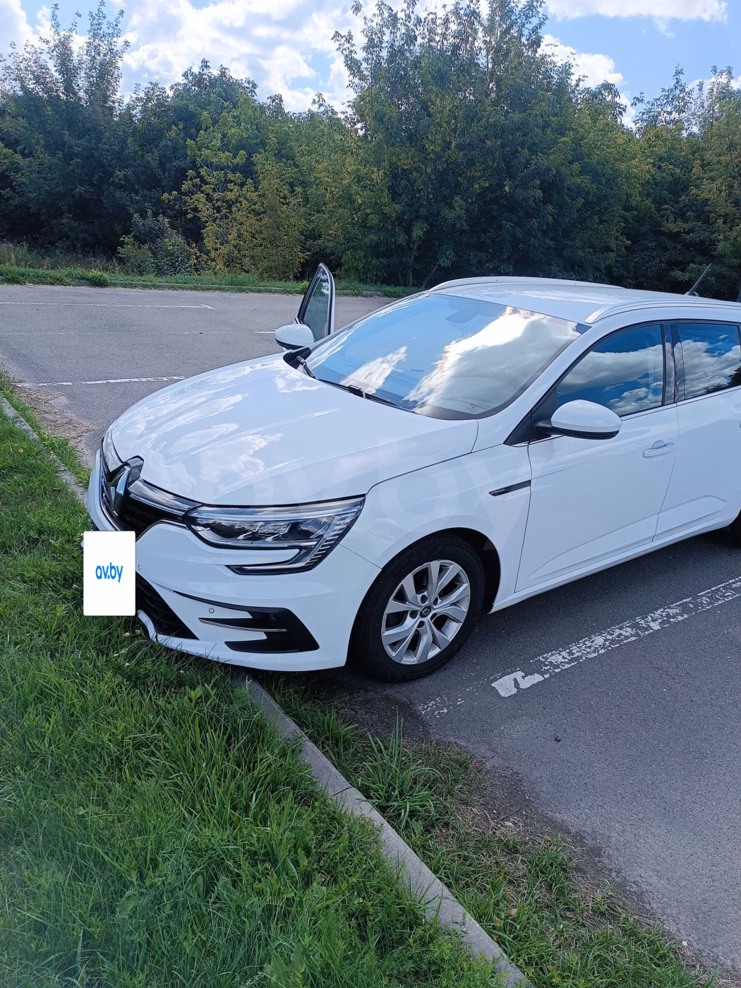 Renault Megane фото 2