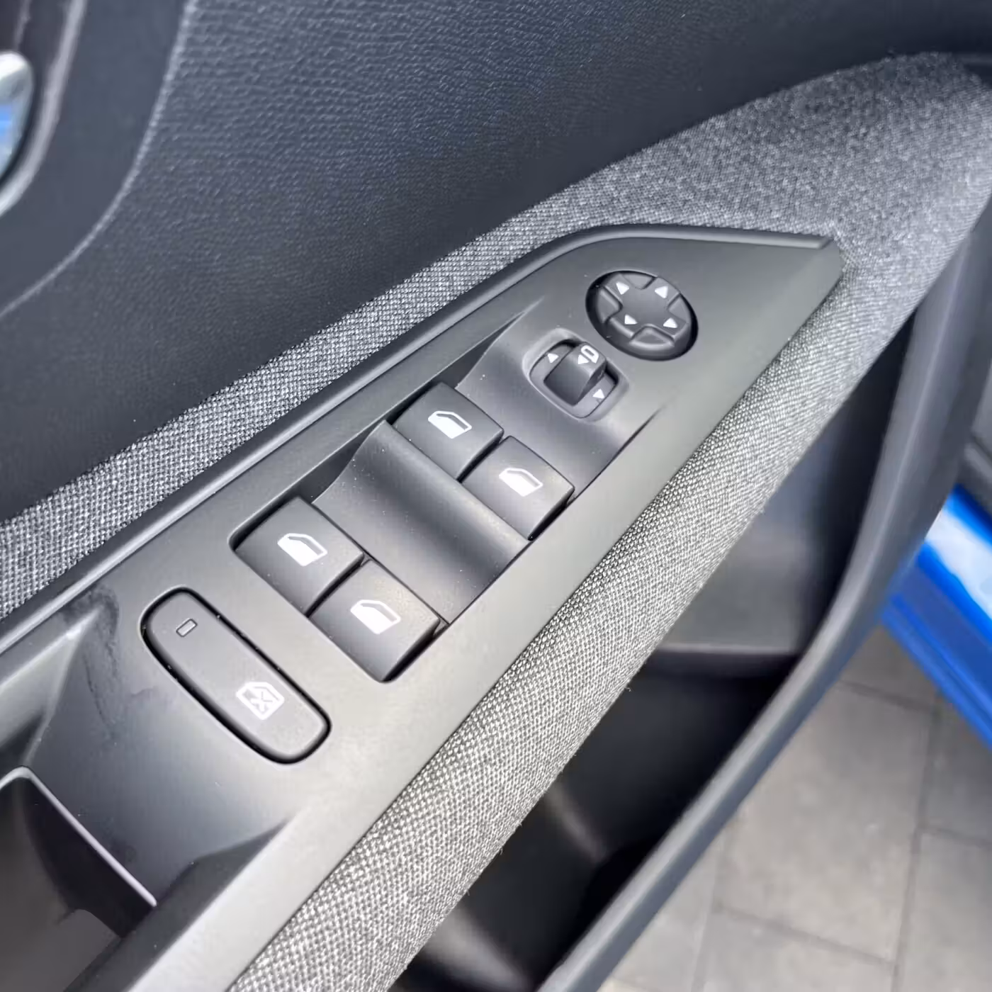 Peugeot 3008 фото 10