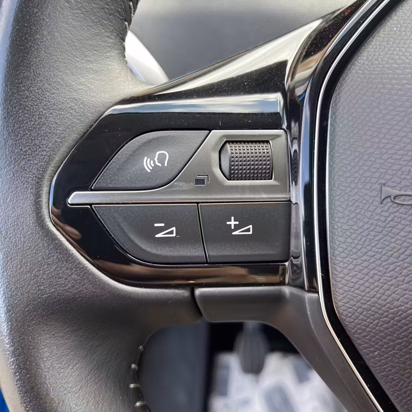 Peugeot 3008 фото 13