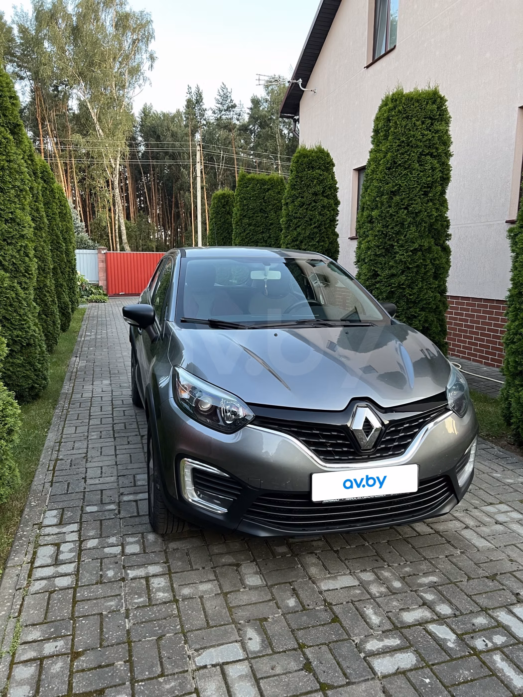 Renault Kaptur фото 9