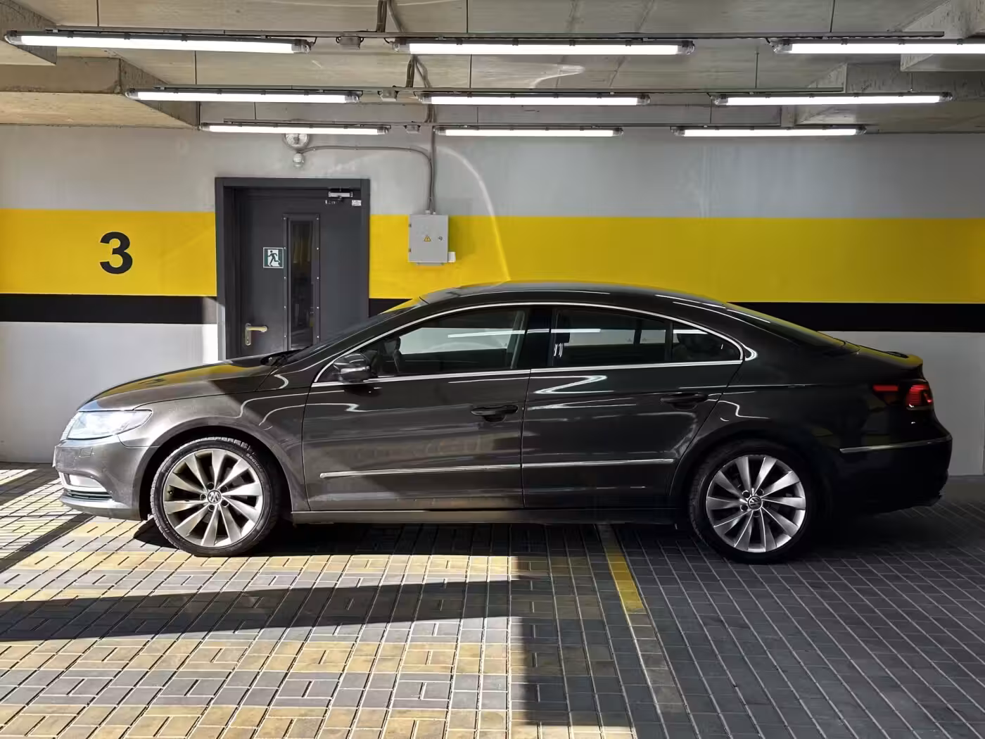 Volkswagen Passat CC фото 4