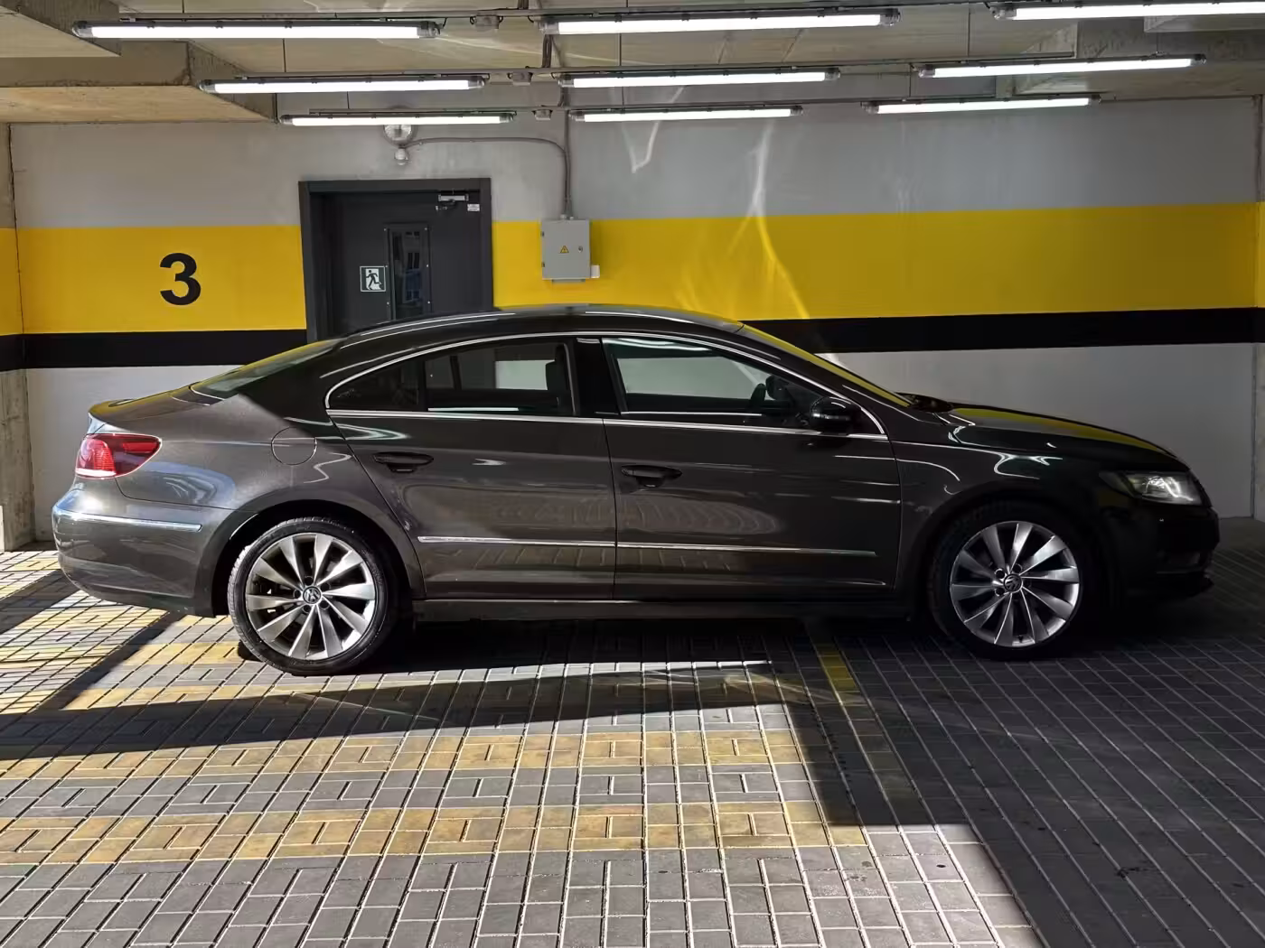 Volkswagen Passat CC фото 8