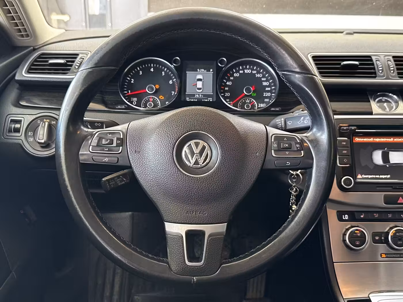 Volkswagen Passat CC фото 11