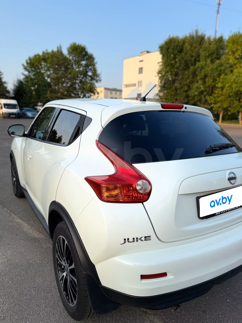 Nissan Juke фото 11