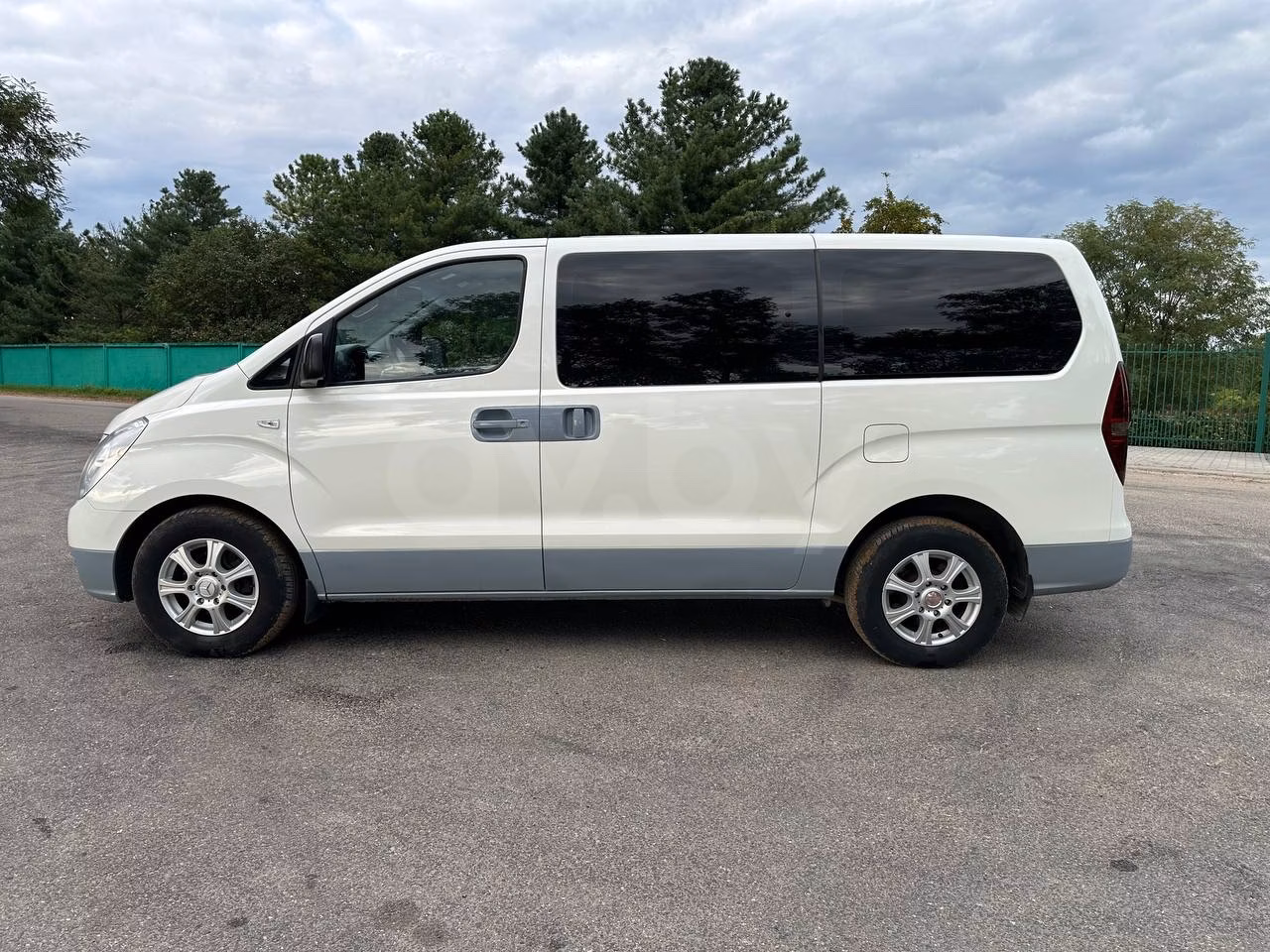 Hyundai H-1(Starex) фото 4