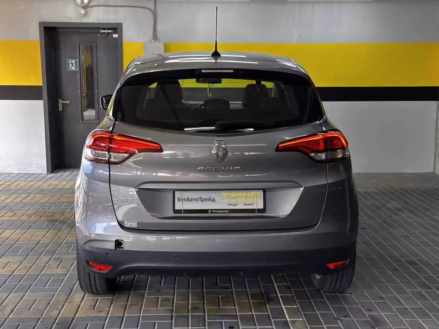 Renault Scenic фото 6