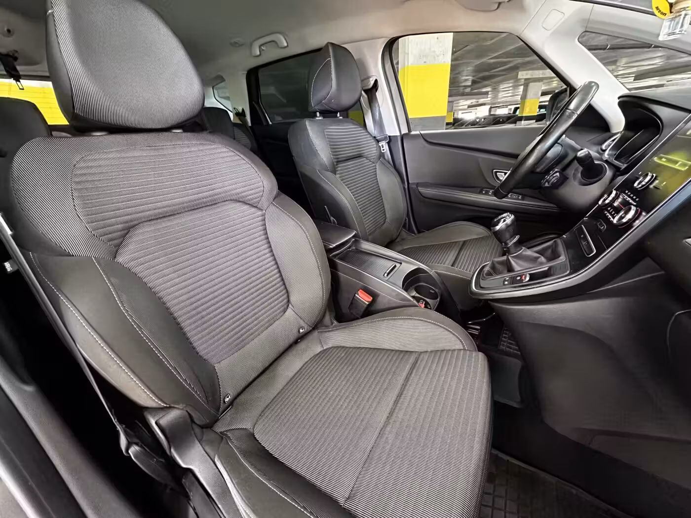 Renault Scenic фото 13