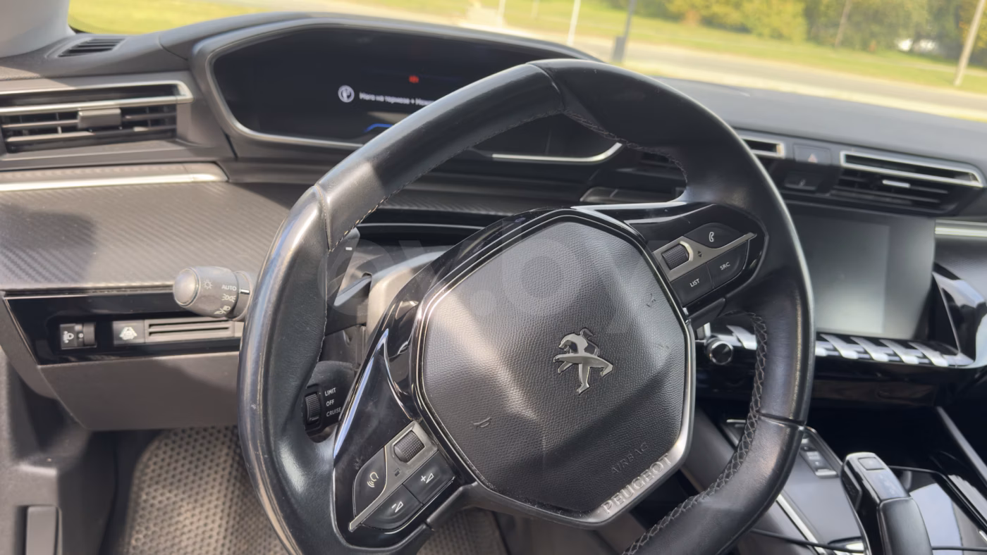 Peugeot 508 фото 16
