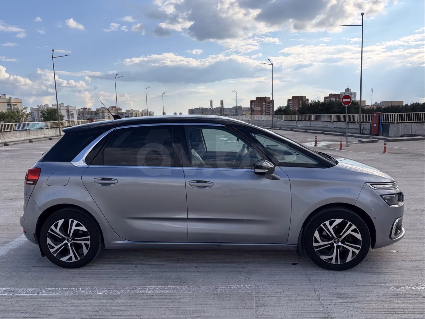 Citroen C4 Picasso фото 2