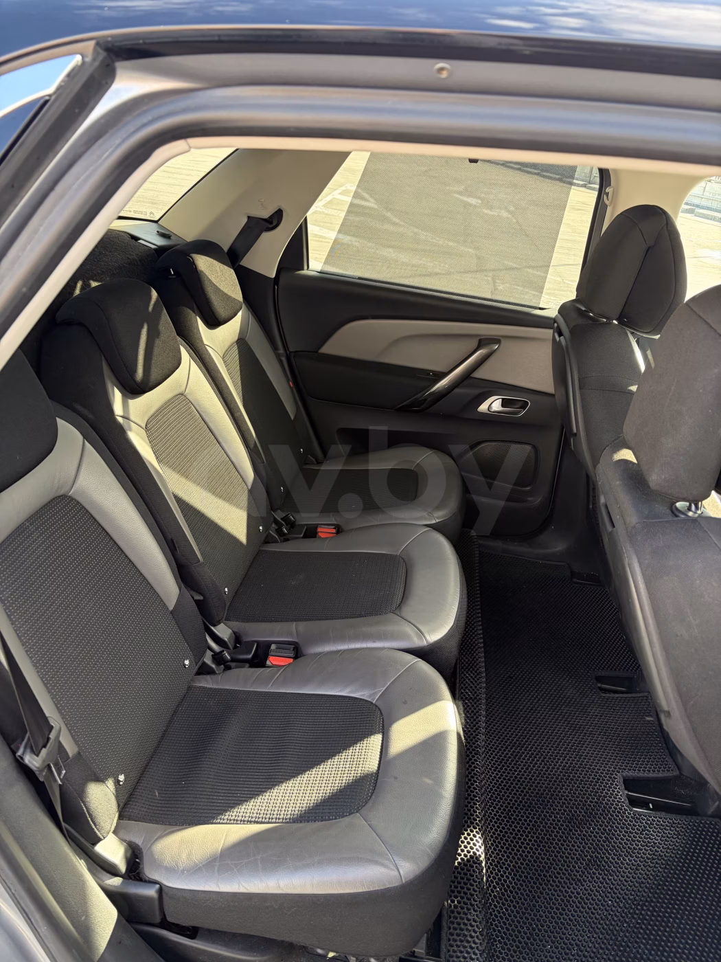 Citroen C4 Picasso фото 6