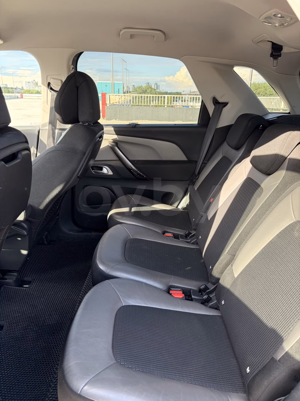 Citroen C4 Picasso фото 14
