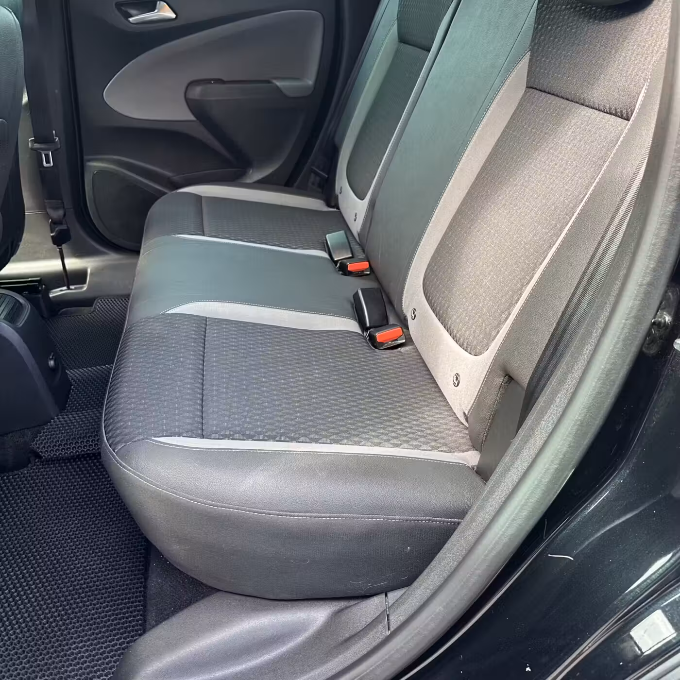 Opel Crossland X фото 19