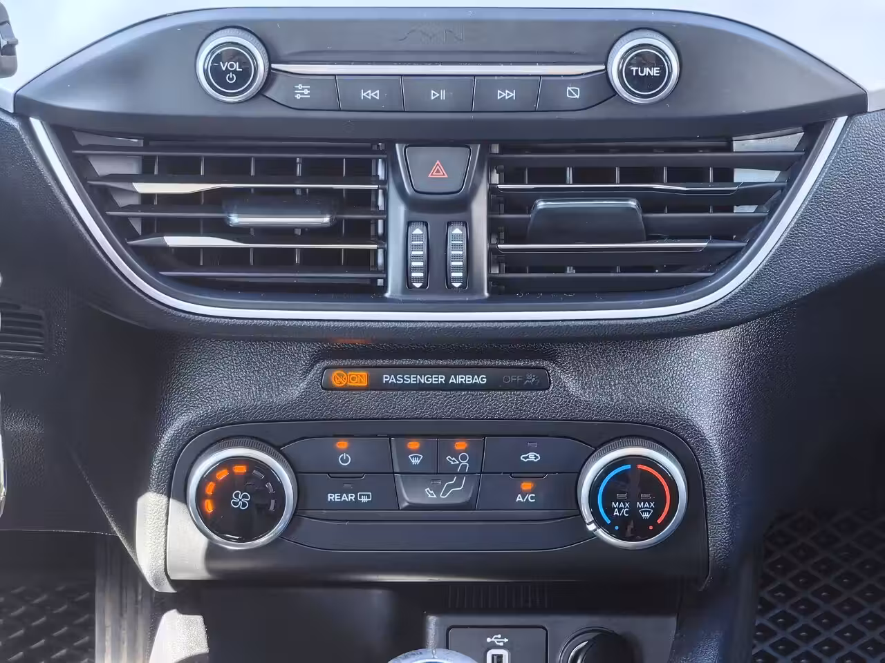 Ford Focus фото 18