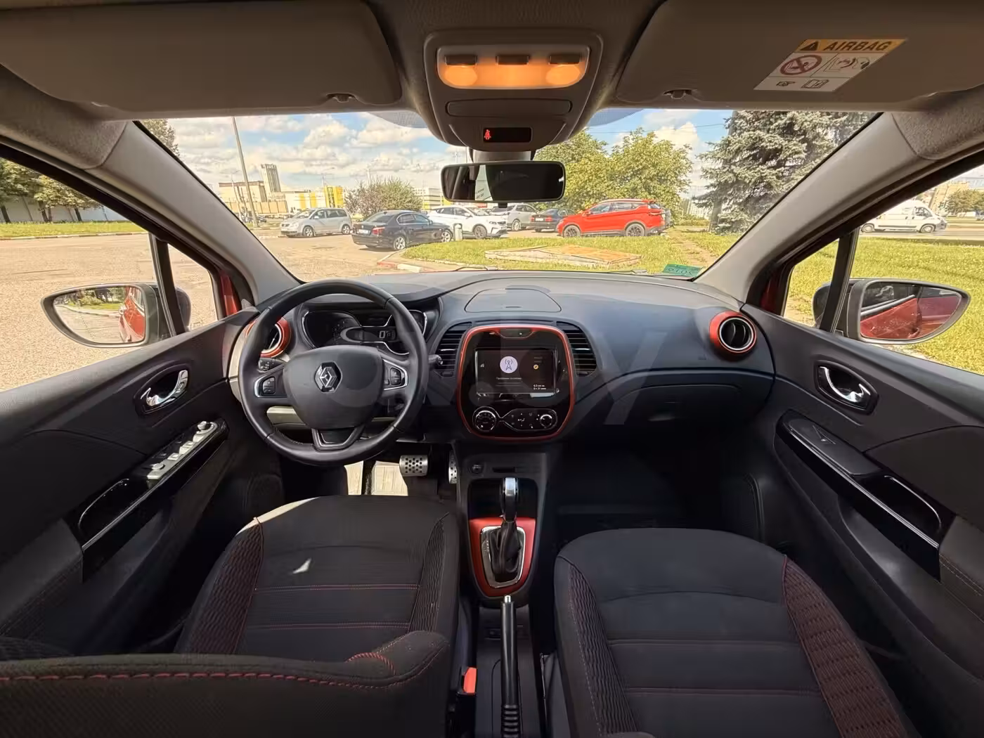 Renault Kaptur фото 10
