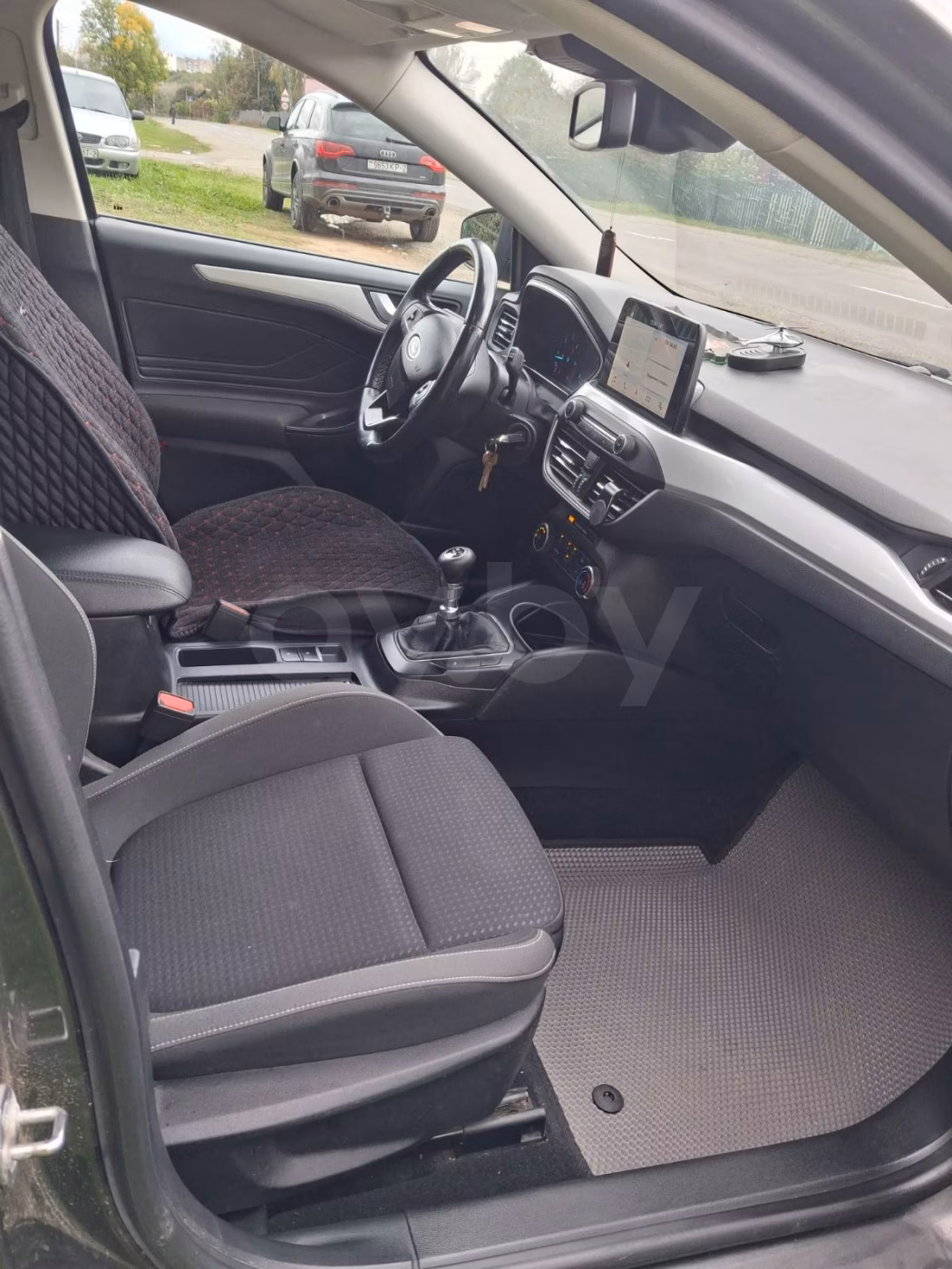 Ford Focus фото 10